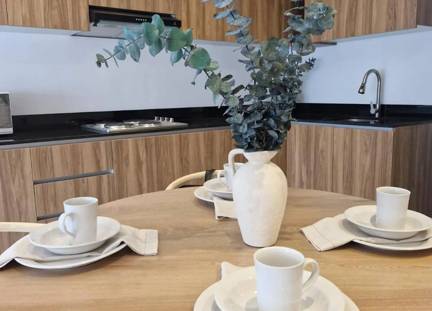 Super Cute Flat On 5Th Ave In Pdc Steps From Beach 신데 델 카르멘