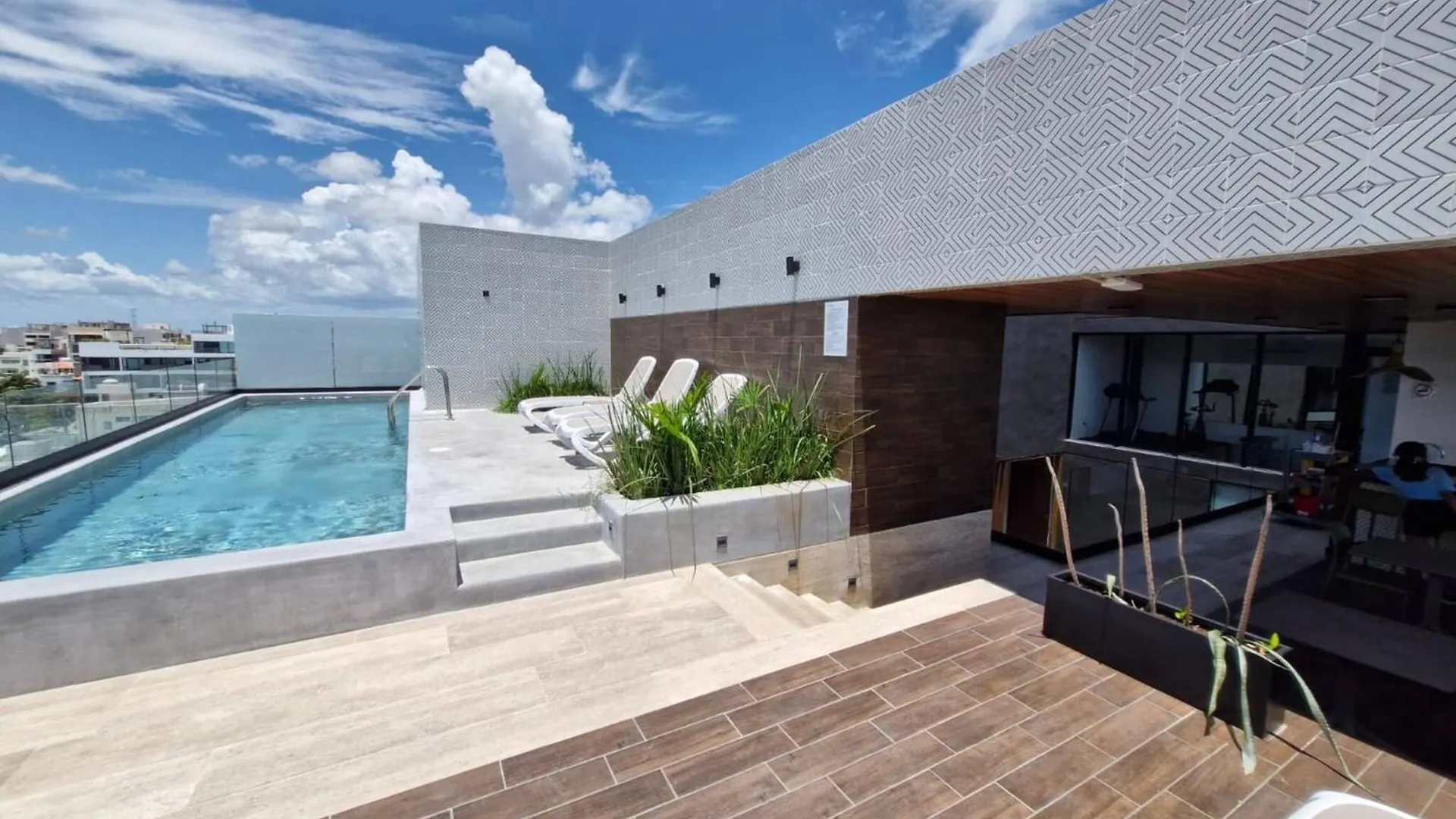 Super Cute Flat On 5Th Ave In Pdc Steps From Beach 신데 델 카르멘 0*,  멕시코