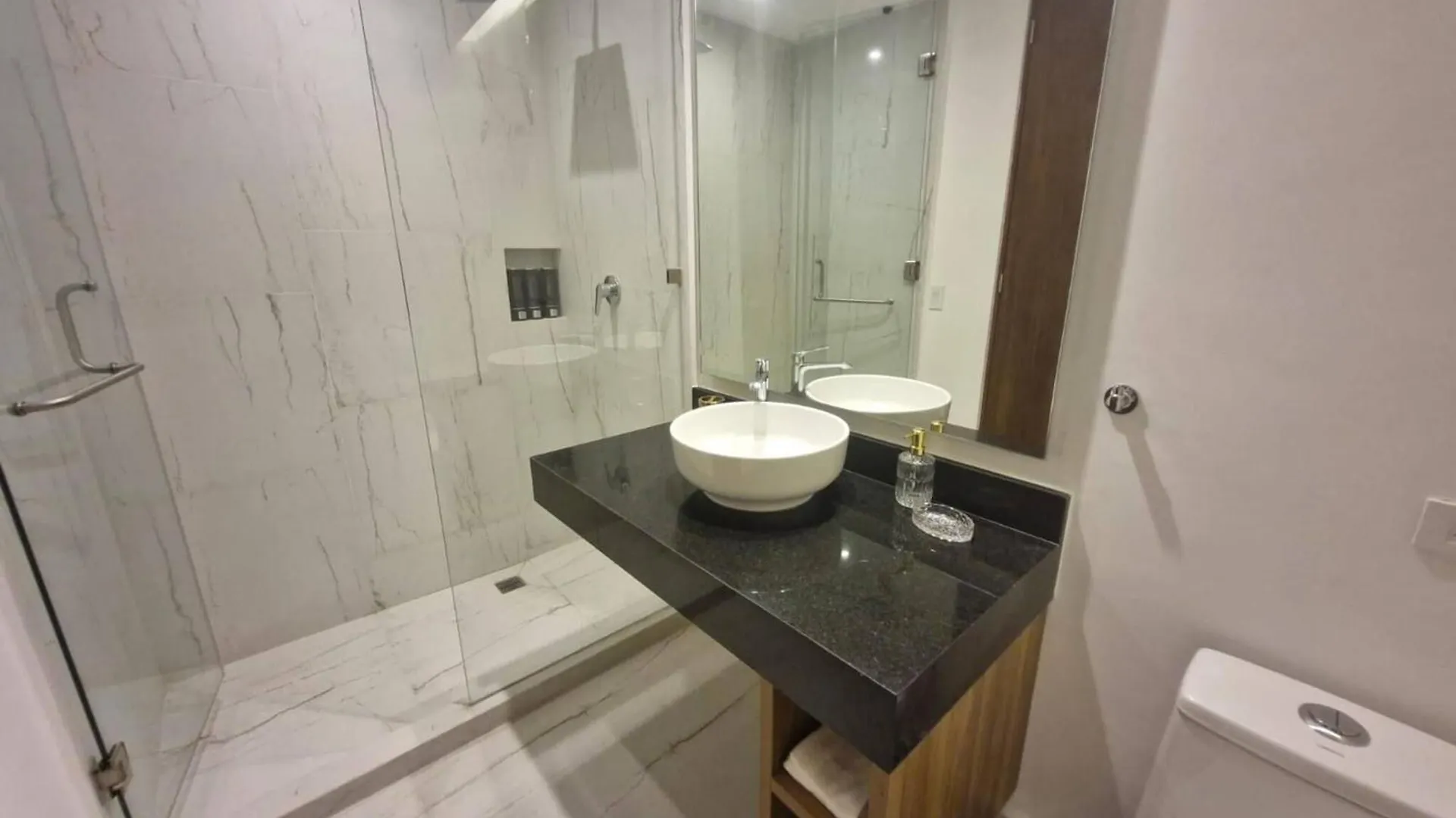 Super Cute Flat On 5Th Ave In Pdc Steps From Beach 신데 델 카르멘 0*,  멕시코