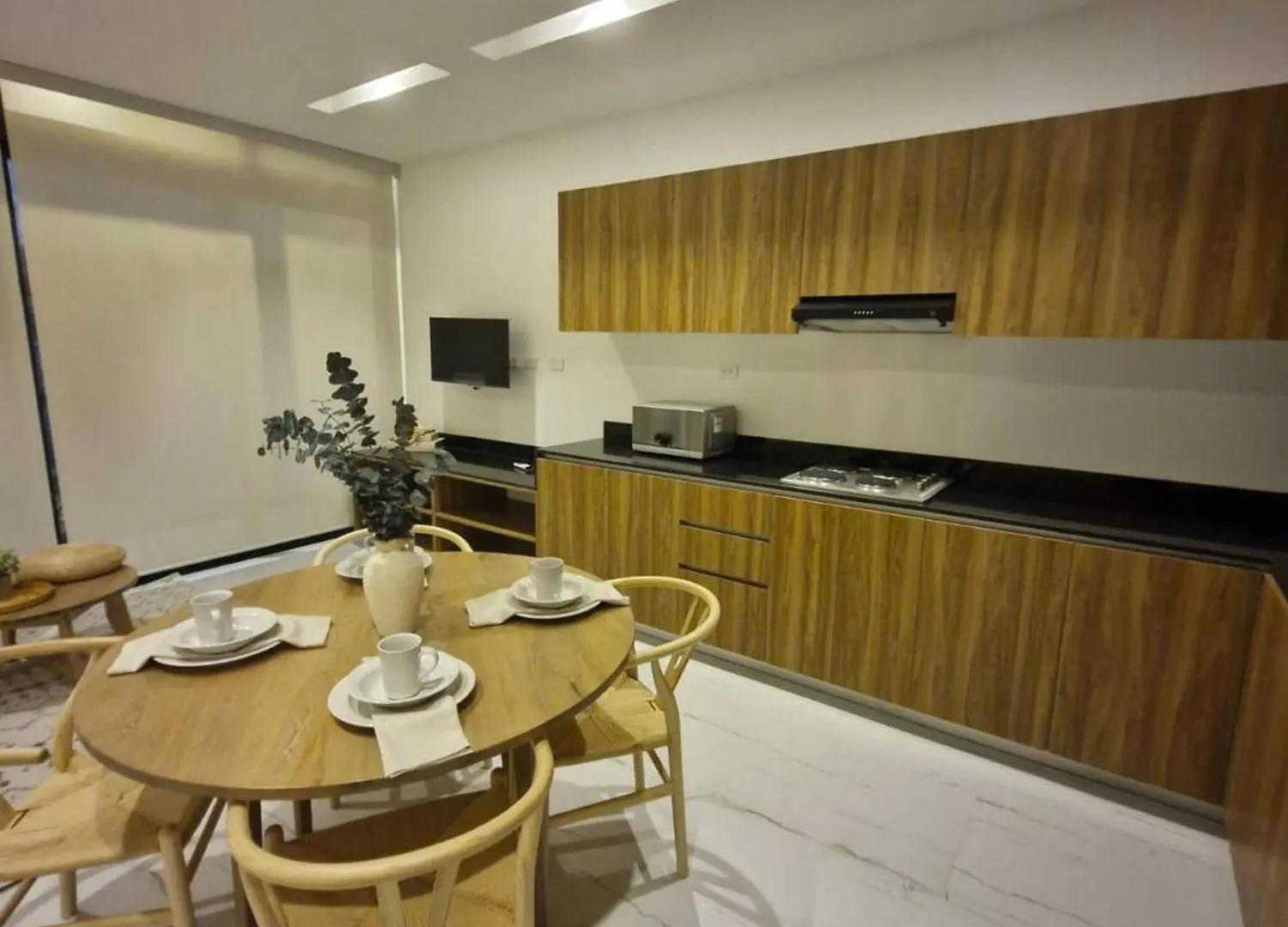 Super Cute Flat On 5Th Ave In Pdc Steps From Beach 신데 델 카르멘 0*,