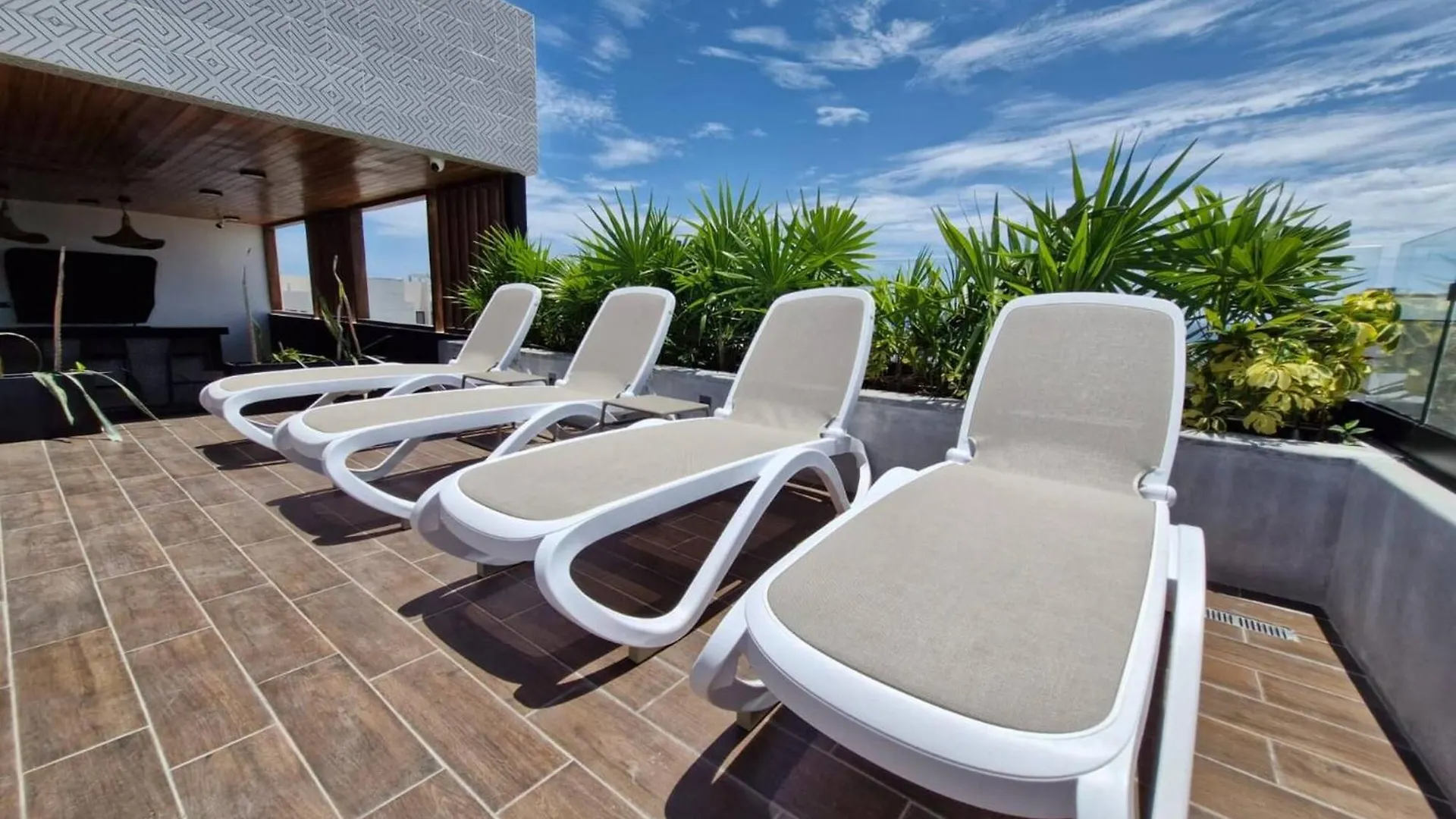 아파트 Super Cute Flat On 5Th Ave In Pdc Steps From Beach 신데 델 카르멘