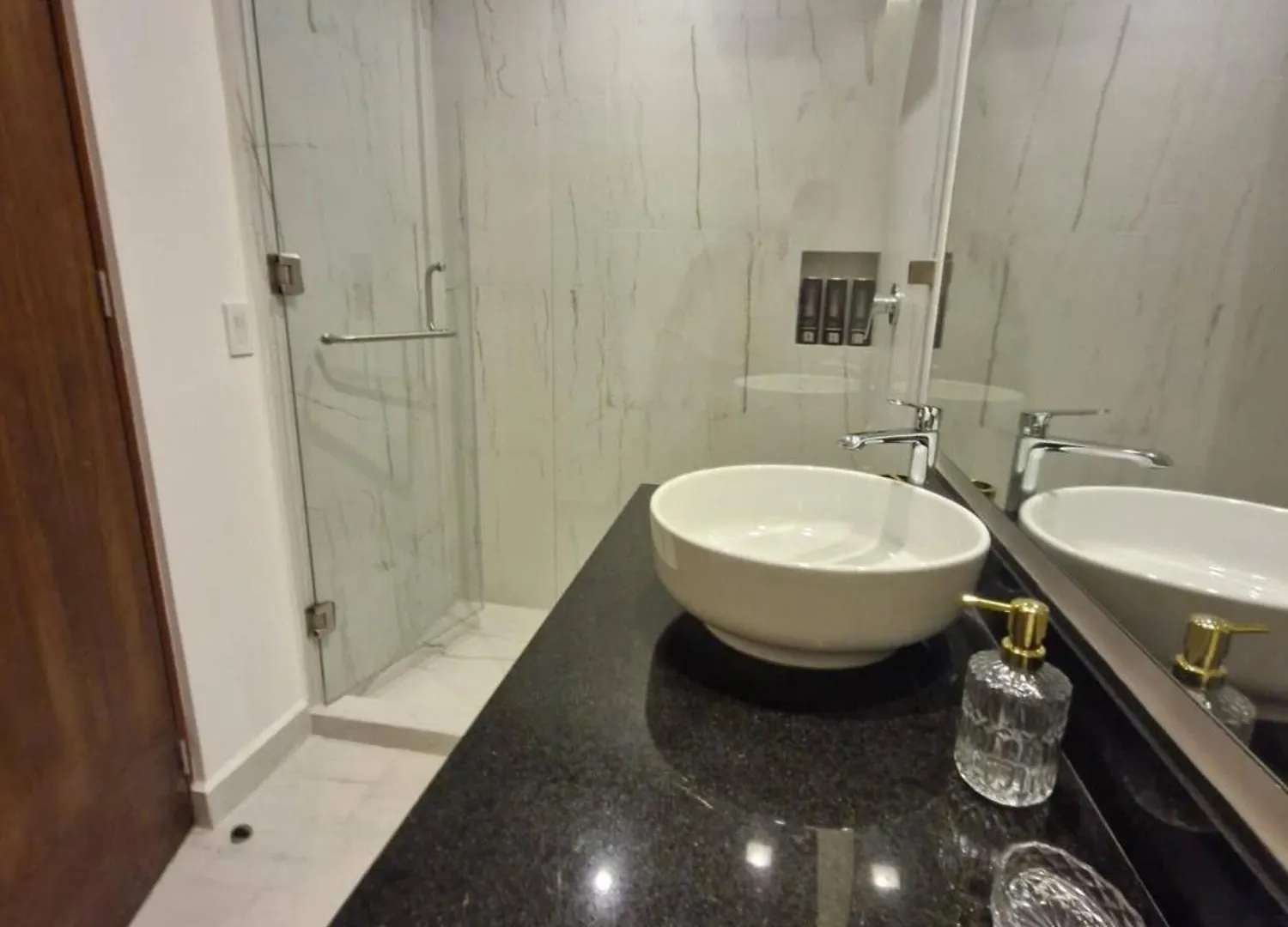 아파트 Super Cute Flat On 5Th Ave In Pdc Steps From Beach 신데 델 카르멘